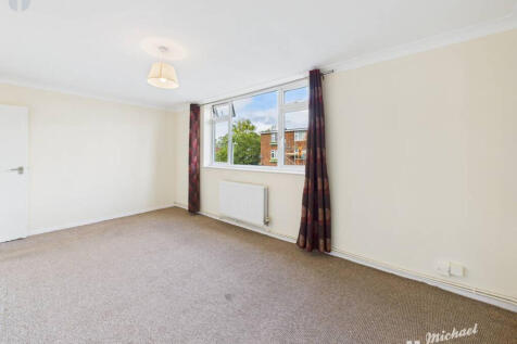 CAM03852G0-PR0456-STILL010-thumbnail-h750-70