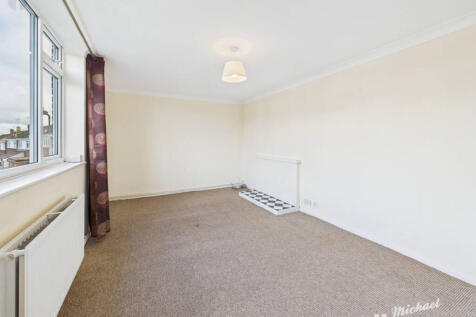 CAM03852G0-PR0456-STILL009-thumbnail-h750-70