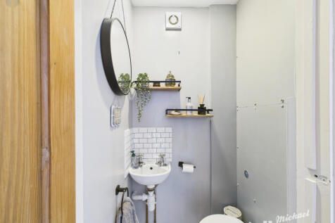 CAM03218G0-PR0805-STILL018