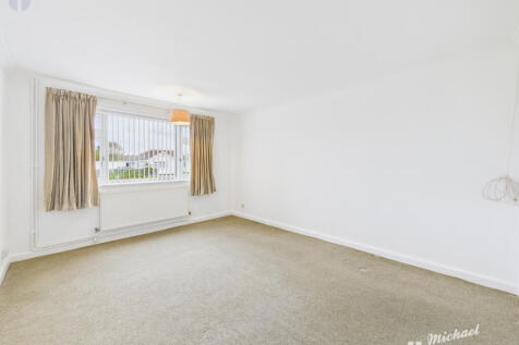 CAM03852G0-PR0457-STILL008