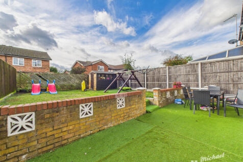 CAM03218G0-PR0807-STILL006