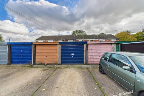 CAM03218G0-PR0809-STILL017-thumbnail-h750-70