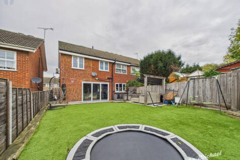 CAM03218G0-PR0806-STILL015-thumbnail-h750-70