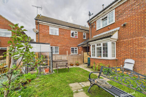 CAM03218G0-PR0811-STILL012