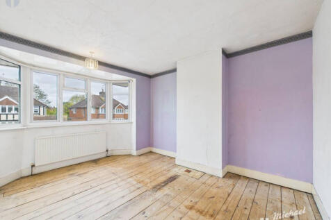 CAM03218G0-PR0813-STILL009-thumbnail-h750-70