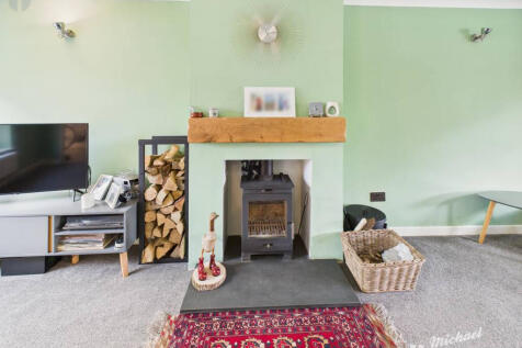 CAM03218G0-PR0821-STILL002-thumbnail-h750-70