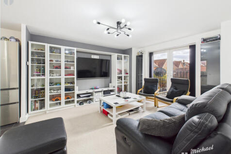 CAM03852G0-PR0467-STILL007