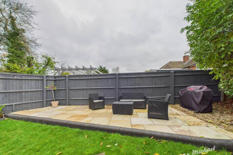 CAM03218G0-PR0824-STILL017-thumbnail-h750-70