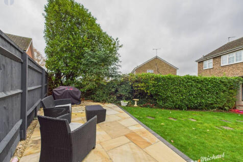 CAM03218G0-PR0824-STILL019-thumbnail-h750-70