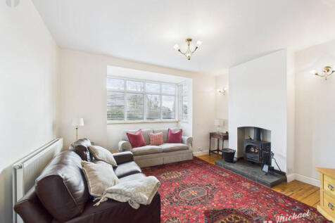 CAM03218G0-PR0827-STILL002-thumbnail-h750-70