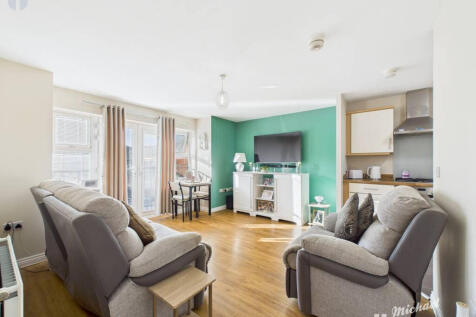 CAM03218G0-PR0830-STILL012-thumbnail-h750-70