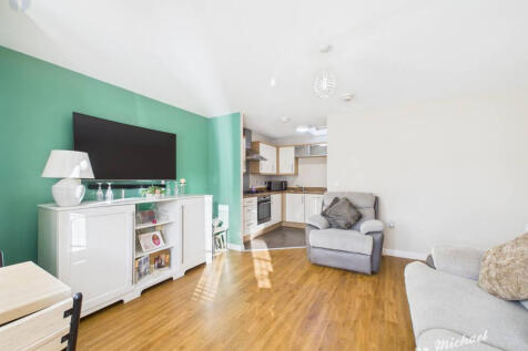 CAM03218G0-PR0830-STILL014-thumbnail-h750-70