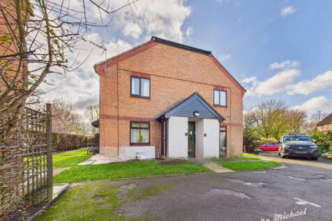 CAM03852G0-PR0477-STILL012-thumbnail-h750-70