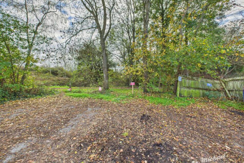 CAM03852G0-PR0475-STILL015-thumbnail-h750-70