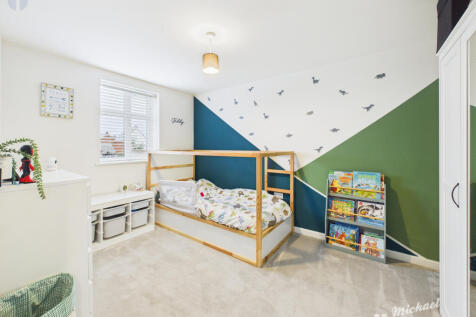 CAM03852G0-PR0479-STILL007