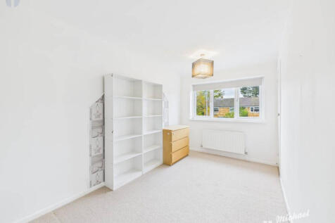 CAM03852G0-PR0466-STILL008-thumbnail-h750-70