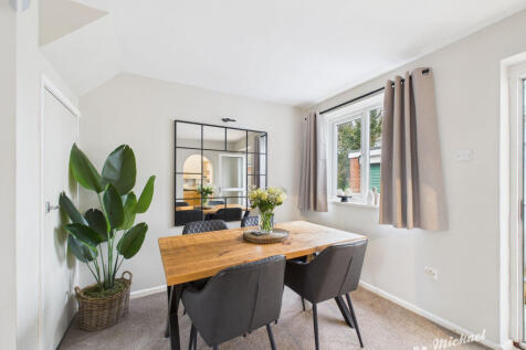 e2913055797e48ba933dbc11da5fb9f4_80_CAM03218G0-PR0