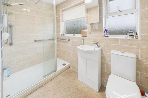 0354b9a788334a43b010e6d0e6f63f4c_80_CAM03218G0-PR0