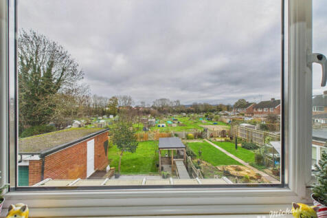 7fdb7d20f12741a4a69e7491dc68f100_80_CAM03218G0-PR0