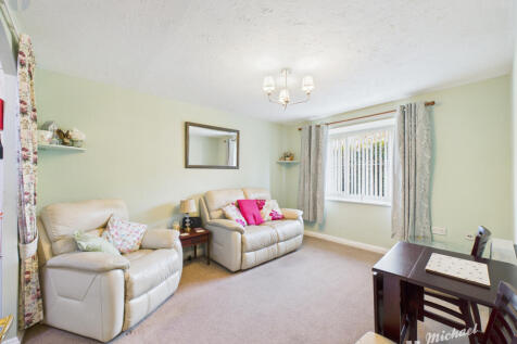 CAM03218G0-PR0835-STILL004