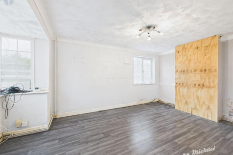 ca2f4a1c00c642f89787cbf5859c6e9c_80_CAM03852G0-PR0