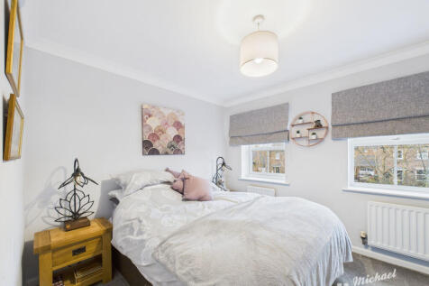 983795312b20427db0ef8ab6bdbd268f_80_CAM03218G0-PR0