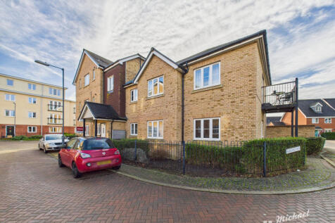 CAM03852G0-PR0488-STILL015