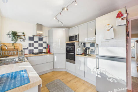 b8879d042eb2441ca31be2fca8ad4bc3_80_CAM03218G0-PR0