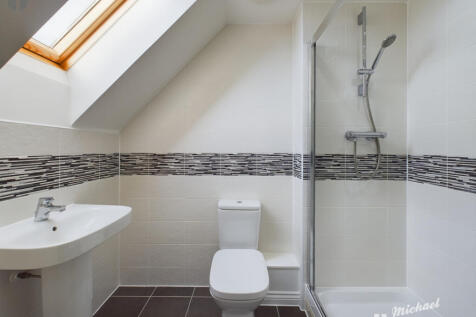 CAM03852G0-PR0112-STILL018