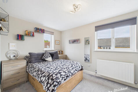 CAM03218G0-PR0792-STILL006