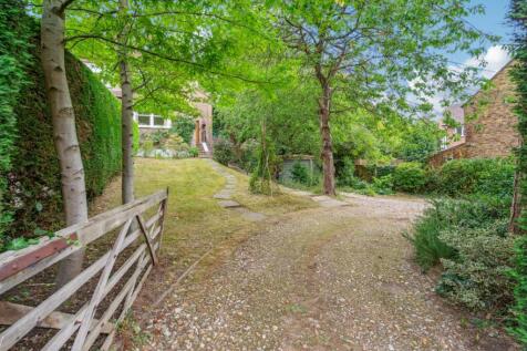 Carriage Driveway