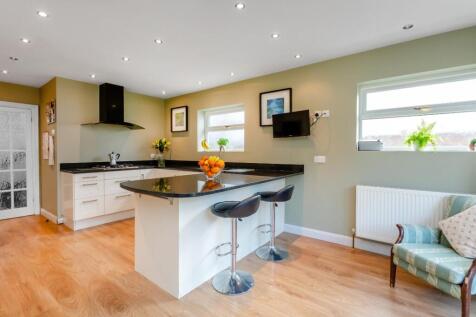 Kitchen Breakfast Area