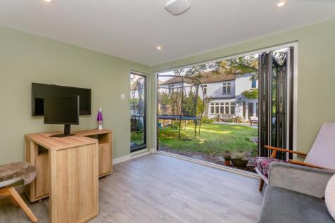 Garden Home Office