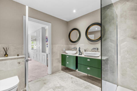 Ensuite Shower Room