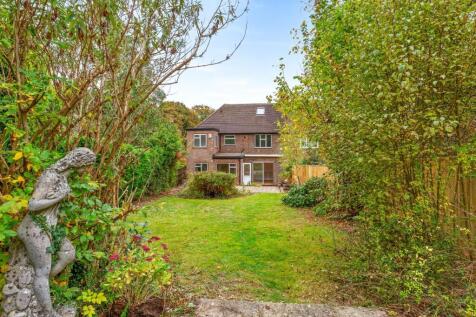 Garden &amp; Rear Aspect