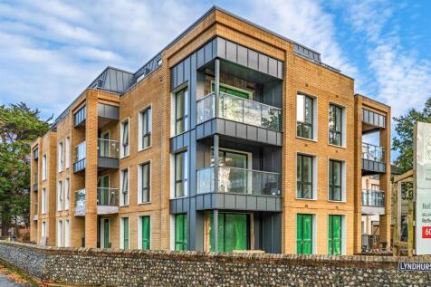 Plot 9 Lindfield Place Final-18.jpg