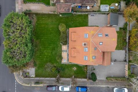 19 St Valerie Road Drone Shots Final-5.jpg