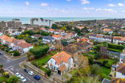 19 St Valerie Road Drone Shots Final-2.jpg