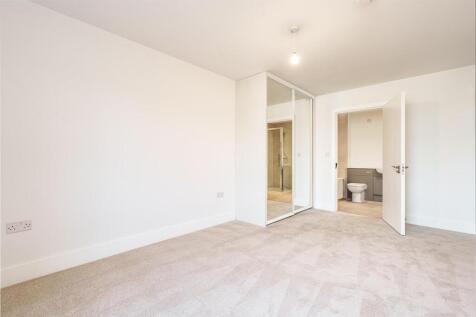 Plot 9 Lindfield Place Final-5.jpg