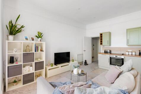 Flat 5, 38 Shelley Road-11.jpg