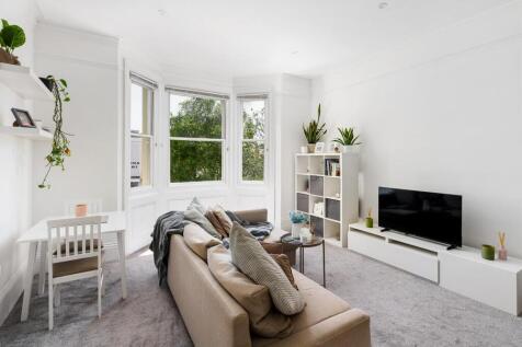 Flat 5, 38 Shelley Road-9.jpg