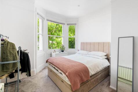 Flat 5, 38 Shelley Road-13.jpg