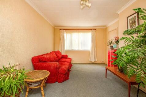 Sitting/Dining Room