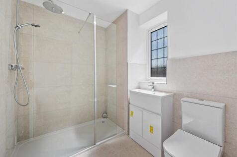 Bedroom 1 En-Suite