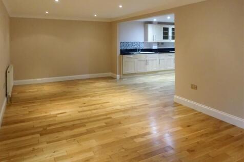 Lounge/.Dining Room