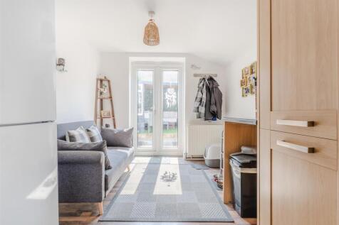 Home-10.jpg