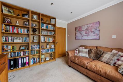 Sitting Room/Snug
