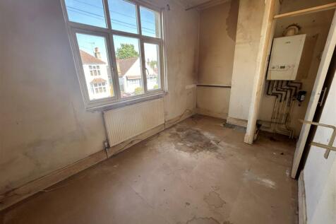 FLAT 3