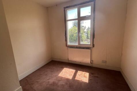 FLAT 4