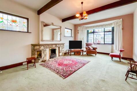 Front lounge